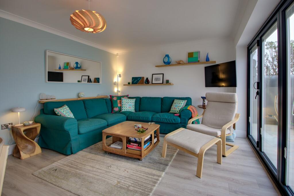 Additional property image - Eastern Promenade, Point Clear Bay, Essex, CO16