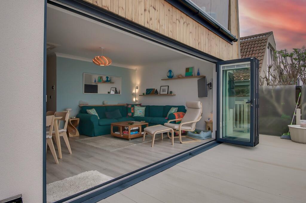 Additional property image - Eastern Promenade, Point Clear Bay, Essex, CO16