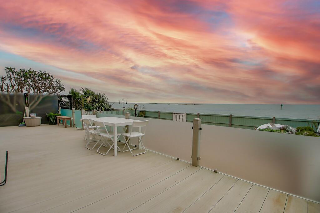 Additional property image - Eastern Promenade, Point Clear Bay, Essex, CO16