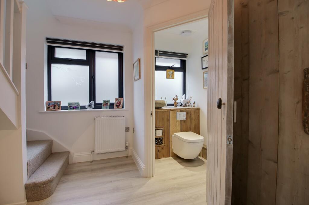 Additional property image - Eastern Promenade, Point Clear Bay, Essex, CO16