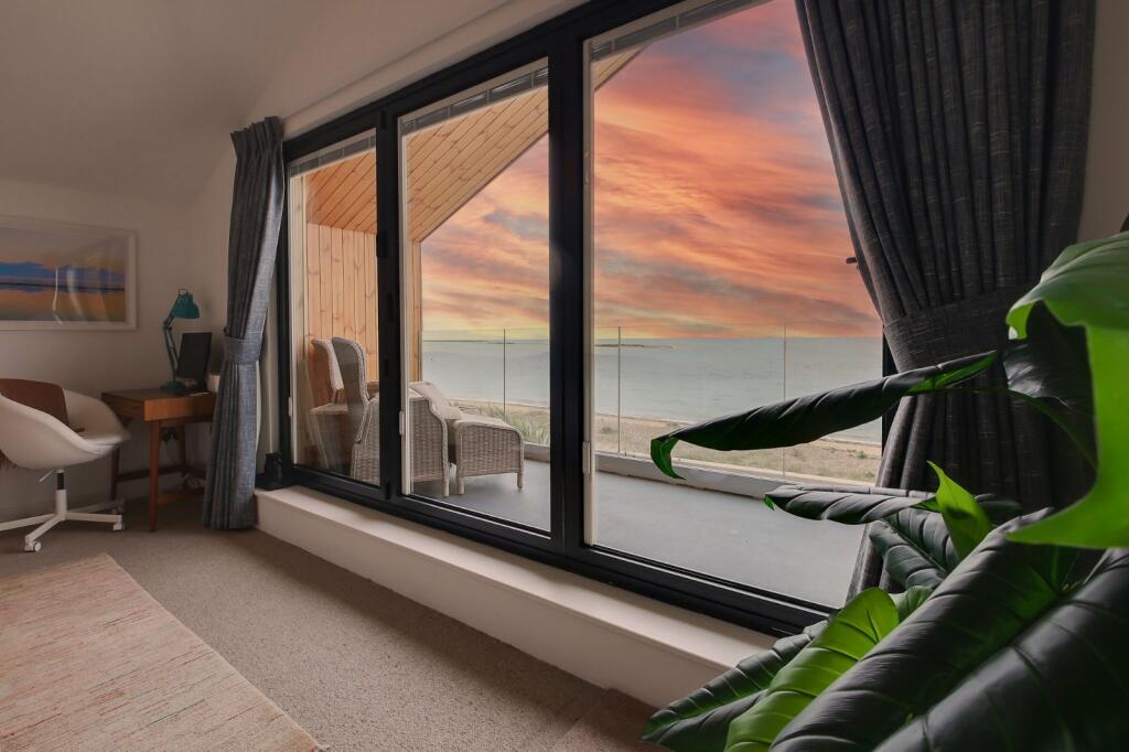 Additional property image - Eastern Promenade, Point Clear Bay, Essex, CO16