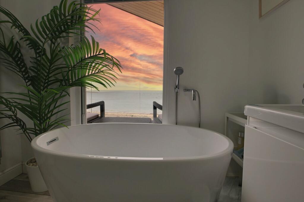 Additional property image - Eastern Promenade, Point Clear Bay, Essex, CO16