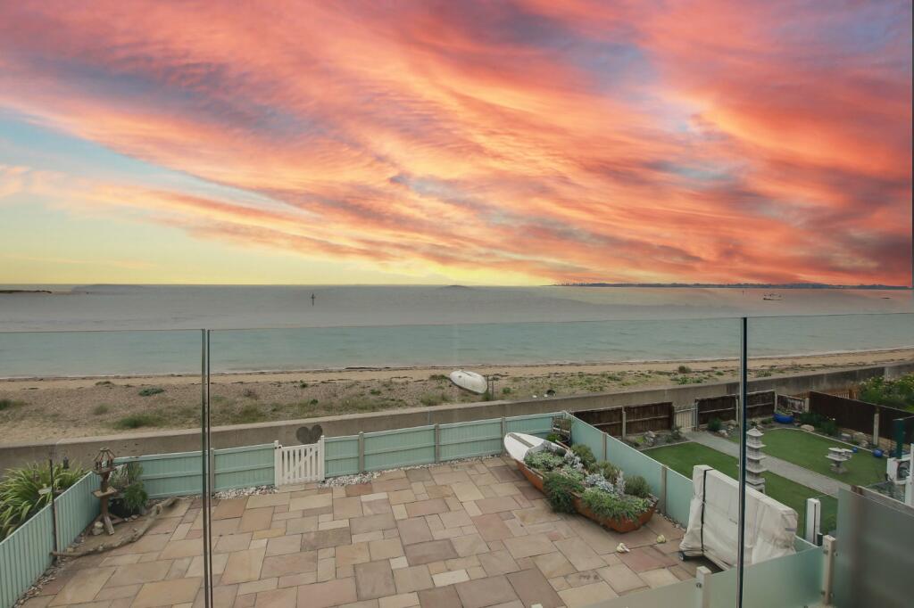 Additional property image - Eastern Promenade, Point Clear Bay, Essex, CO16