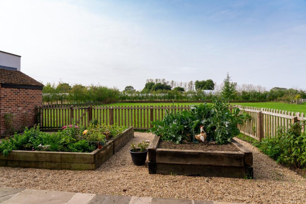 Additional property image - Morrowood Lane, Ardleigh, Colchester, Essex, CO7