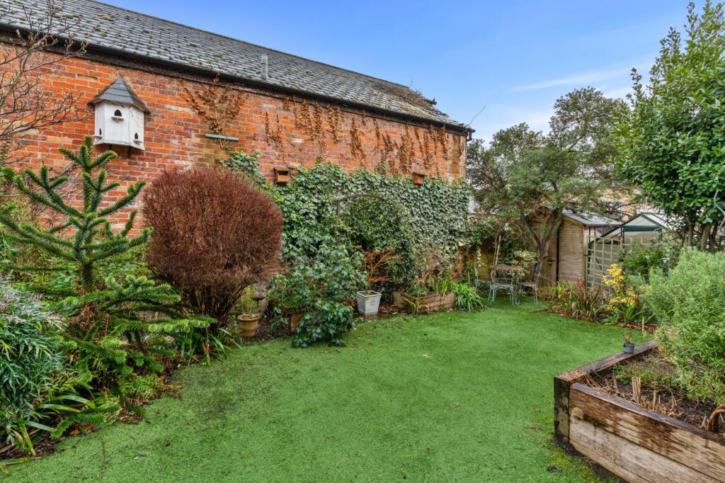 Additional property image - Rawstorn Road, St Marys, Colchester, Essex, CO3