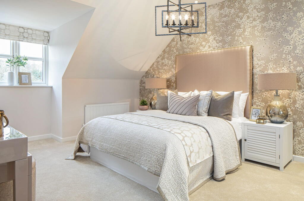 Main image of property: Ashingdon Road,
Rochford,
SS4 1TB