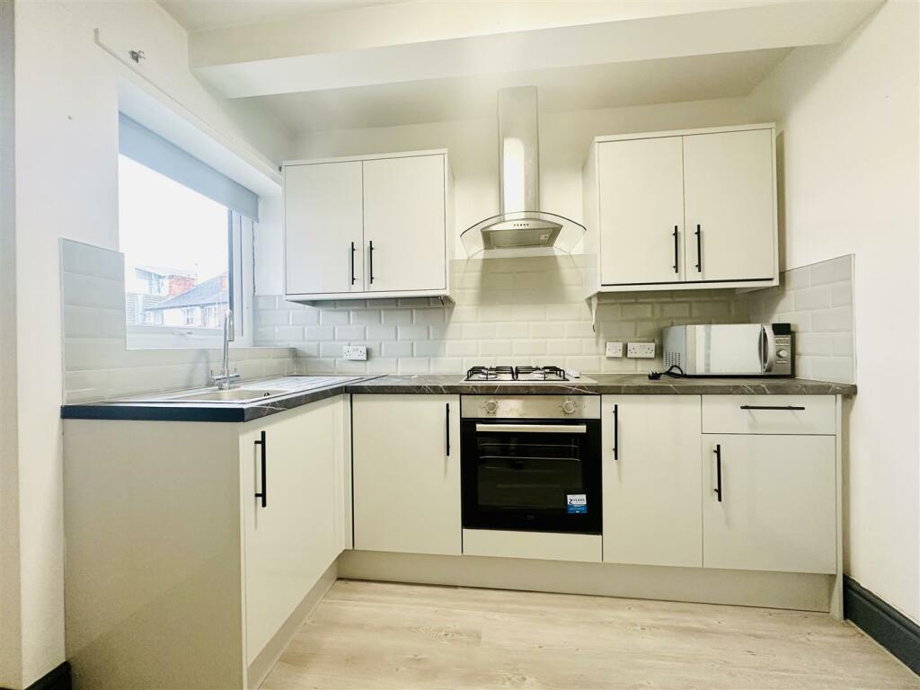 Main image of property: Trent Bridge Buildings, Nottingham