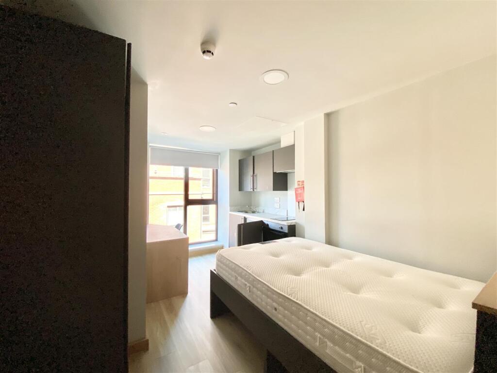 Main image of property: Second Floor Studio, Felix Apartments, Nottingham