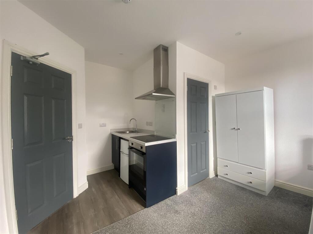 Main image of property: Derby Road, Nottingham