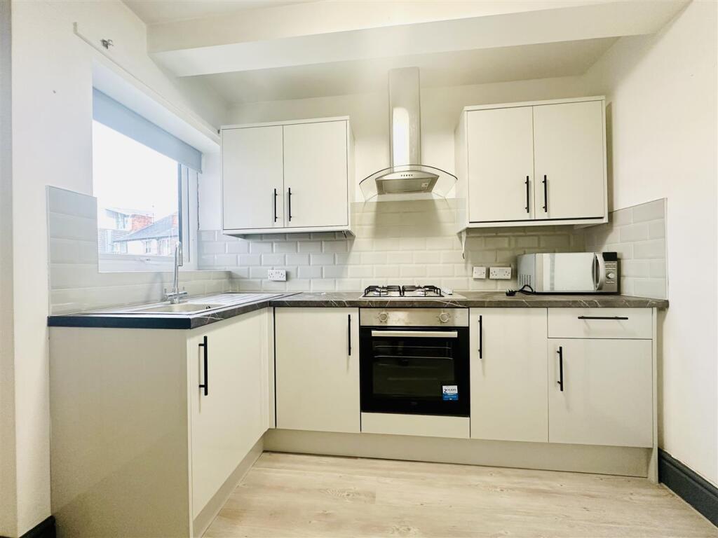 Main image of property: Trent Bridge Buildings, Nottingham