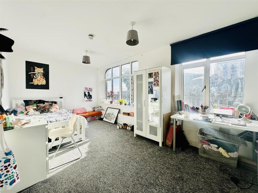 Main image of property: Hockley Buildings, Nottingham