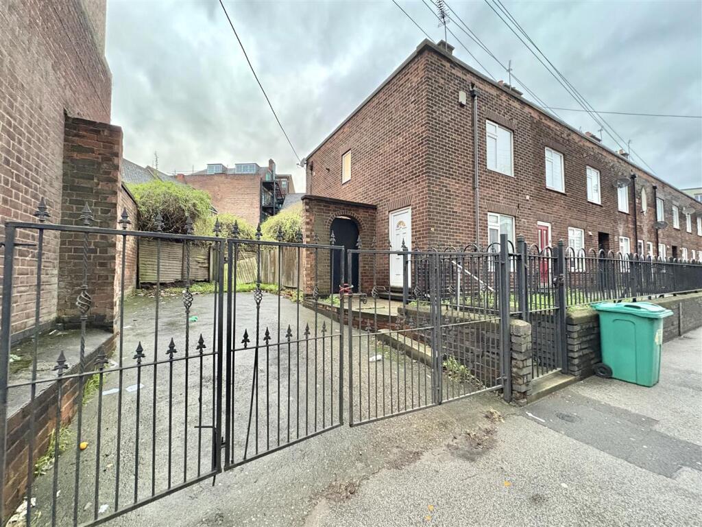 Main image of property: Cranbrook Street, Nottingham