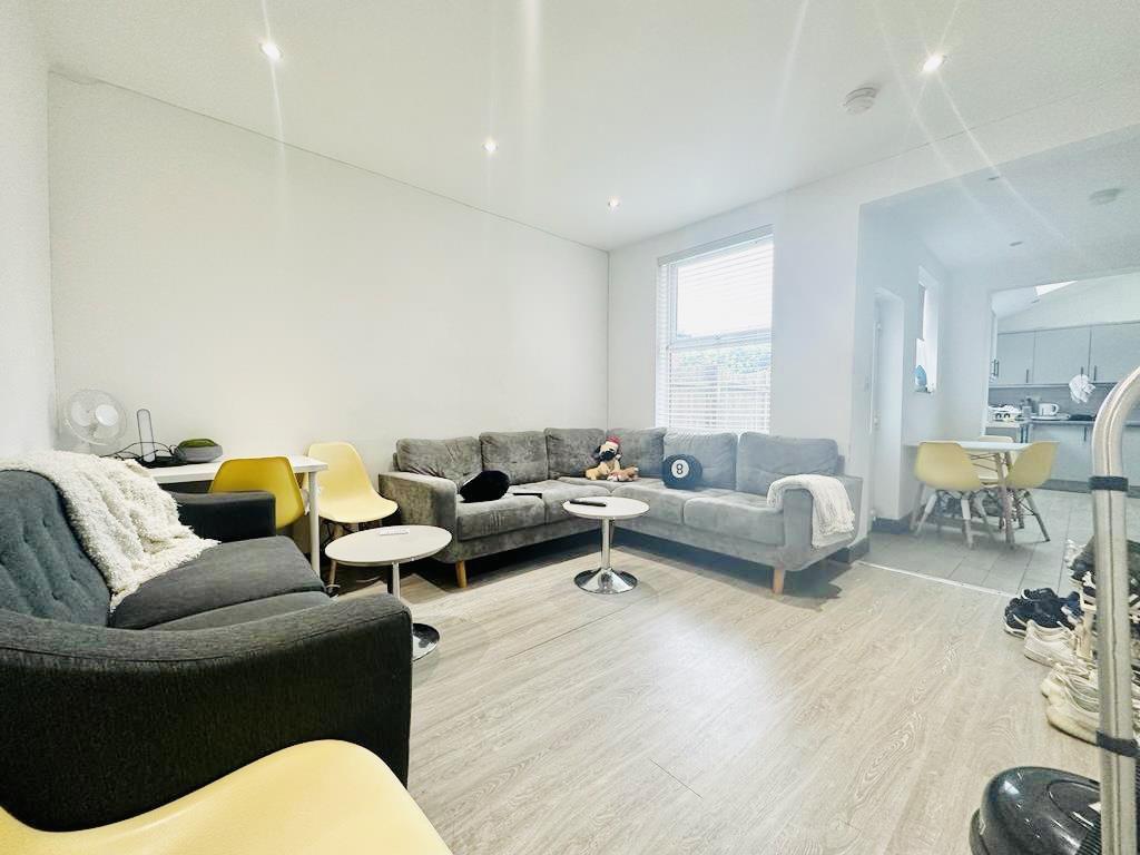 Main image of property: Cycle Road, Nottingham