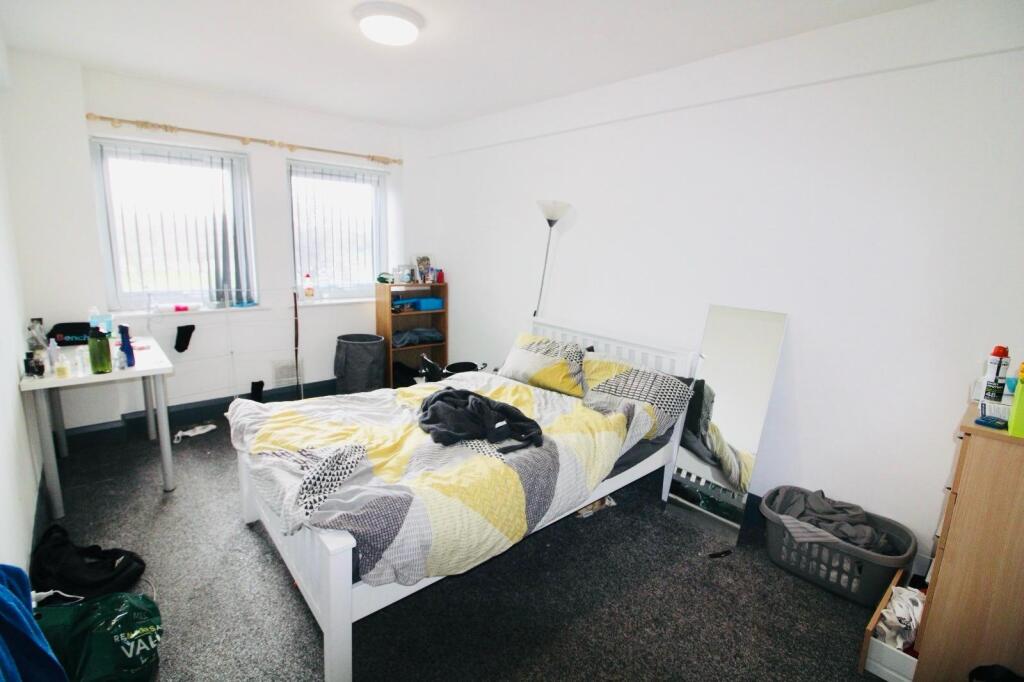 Main image of property: Trent Bridge Buildings, Nottingham