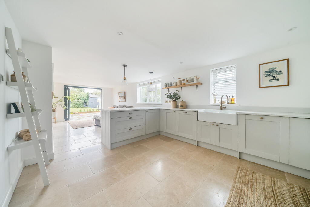 Main image of property: Bryn Offa Cottage, a stunning home in Llandysilio