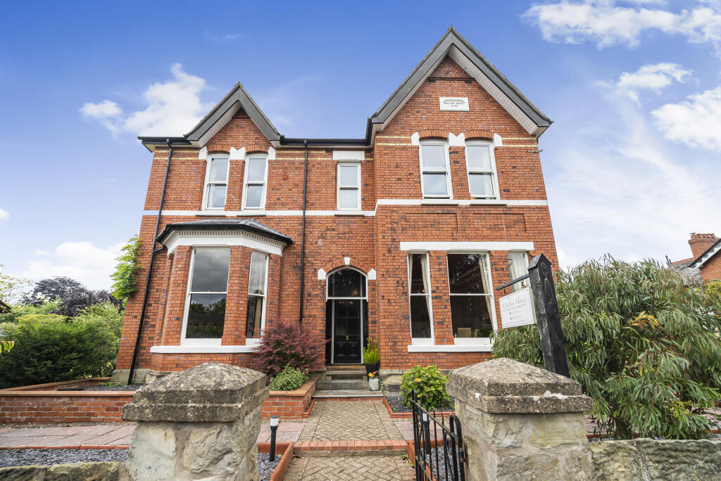Main image of property: Chilton House, Ferrers Road, Oswestry, Shropshire