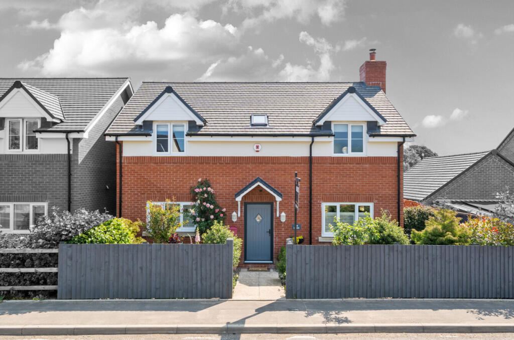 Main image of property: The Roses, Hengoed, Oswestry - A beautiful modern home