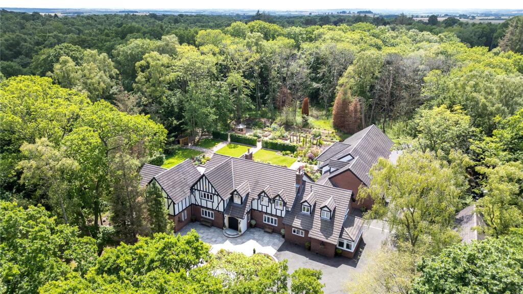 Main image of property: Acorn Lodge, Gubeon Wood, Tranwell Woods, Morpeth, NE61