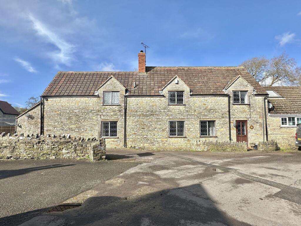 5 bedroom semidetached house for sale in Hillway, Charlton Mackrell, TA11