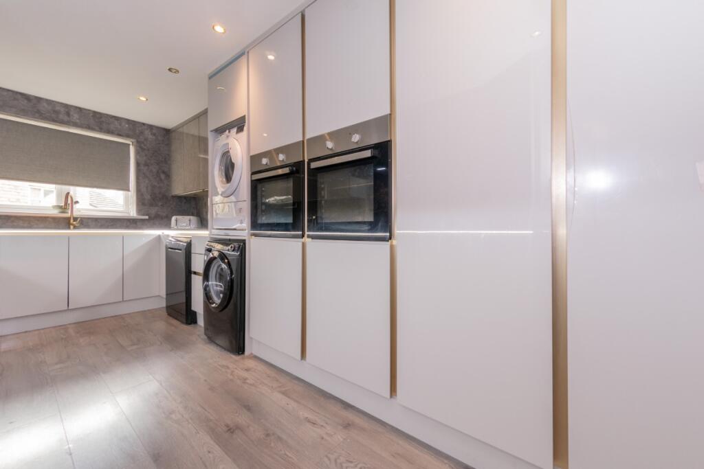 Additional property image - Flaxton Court, Laisterdyke, Bradford