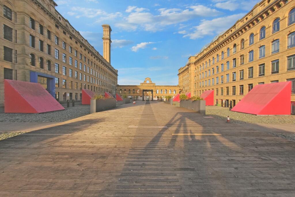 Additional property image - Apartment , Silk Warehouse, Lilycroft Road, Bradford