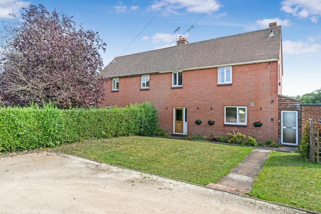 Main image of property: 4 Weald View, Frittenden, Cranbrook, Kent, TN17 2DJ