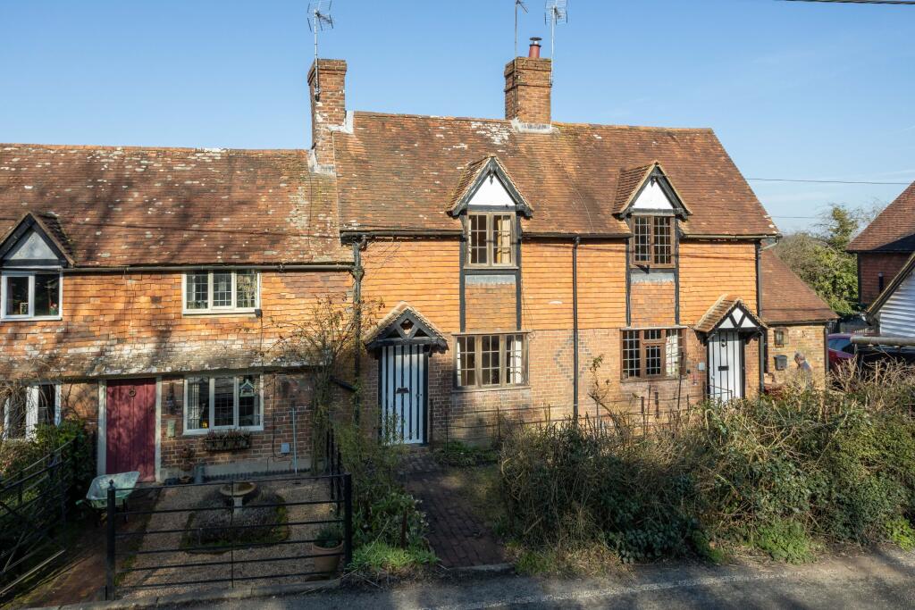 Main image of property: 4 Goddards Green Cottages, Goddards Green Road, Benenden, Cranbrook, Kent TN17 4AW