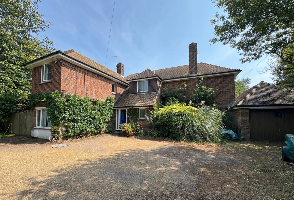 Main image of property: Woodside, St. Andrews Road, New Romney, Kent TN28 8RB