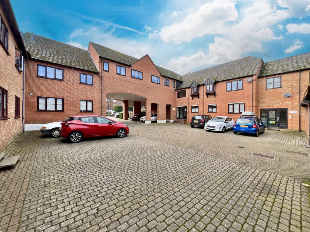 Additional property image - Saddlers Mews, Markyate, St. Albans