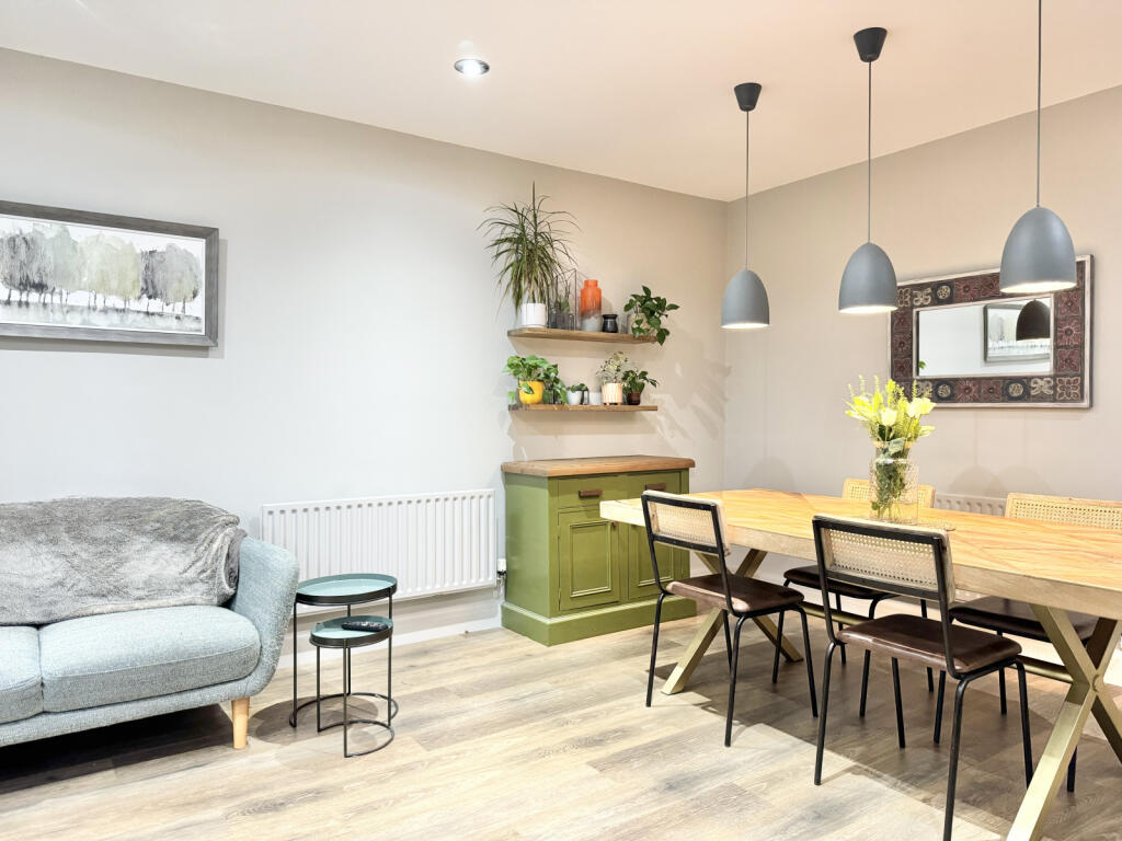 Additional property image - Azalea Close, Napsbury Park, St. Albans