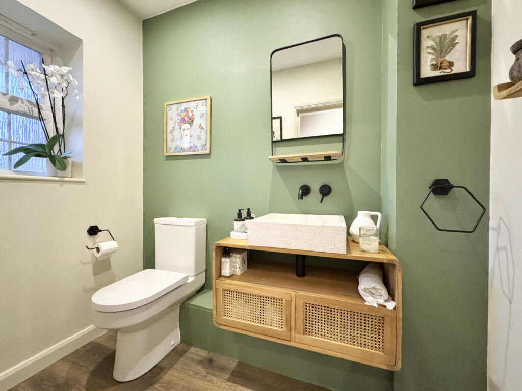Additional property image - Azalea Close, Napsbury Park, St. Albans