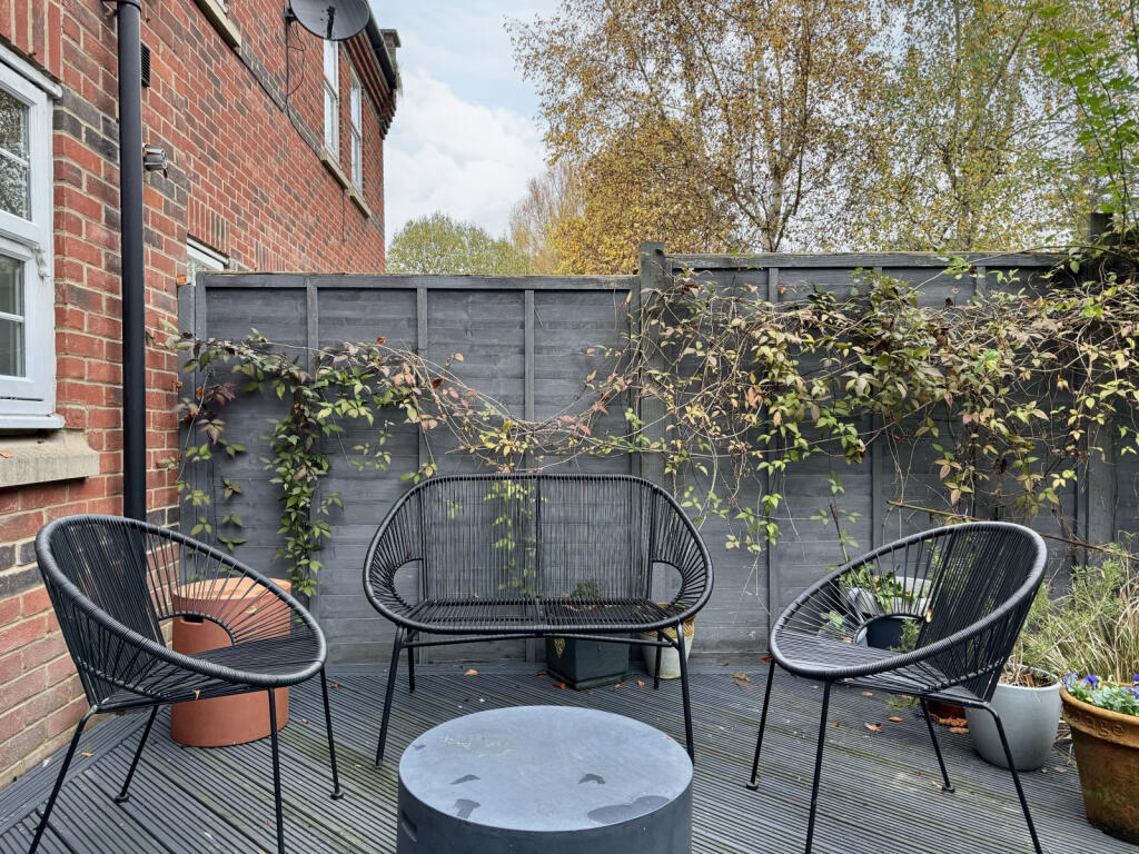 Additional property image - Azalea Close, Napsbury Park, St. Albans