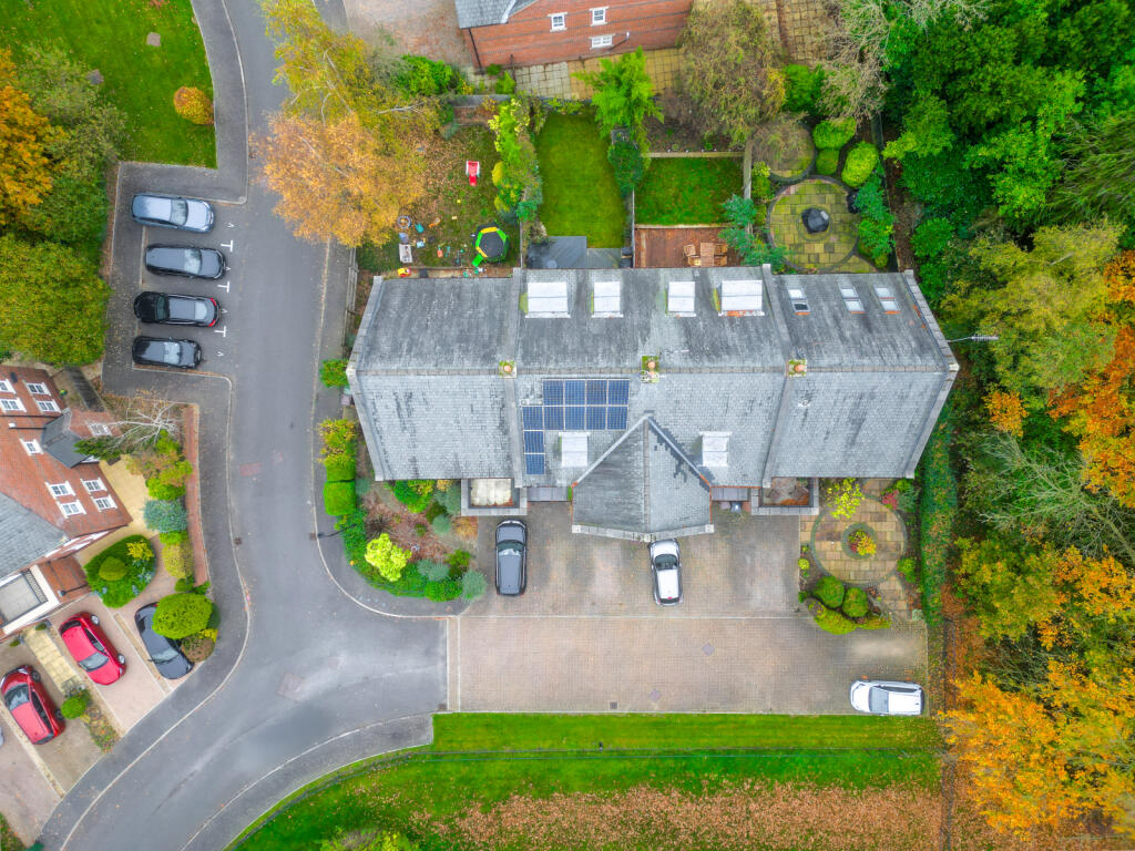 Additional property image - Azalea Close, Napsbury Park, St. Albans