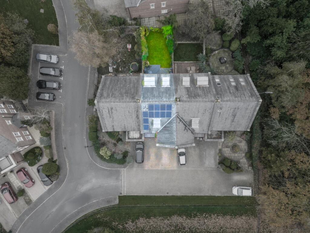 Additional property image - Azalea Close, Napsbury Park, St. Albans