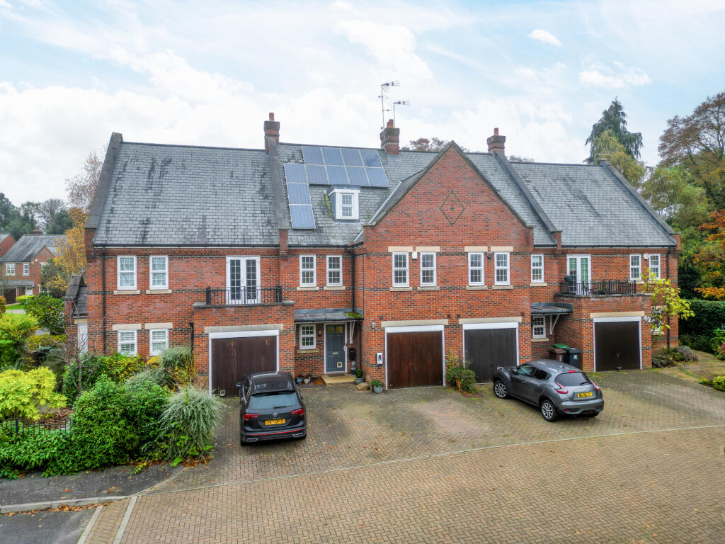 Additional property image - Azalea Close, Napsbury Park, St. Albans