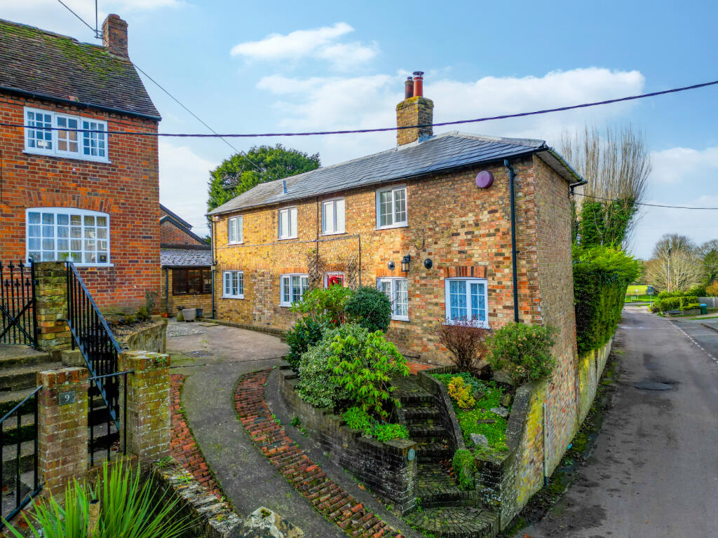 Main image of property: Ladysmith Road, Ivinghoe