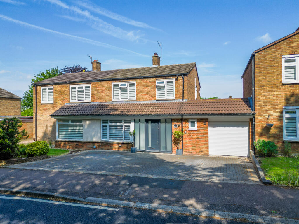 Main image of property: Chambersbury Lane, Hemel Hempstead