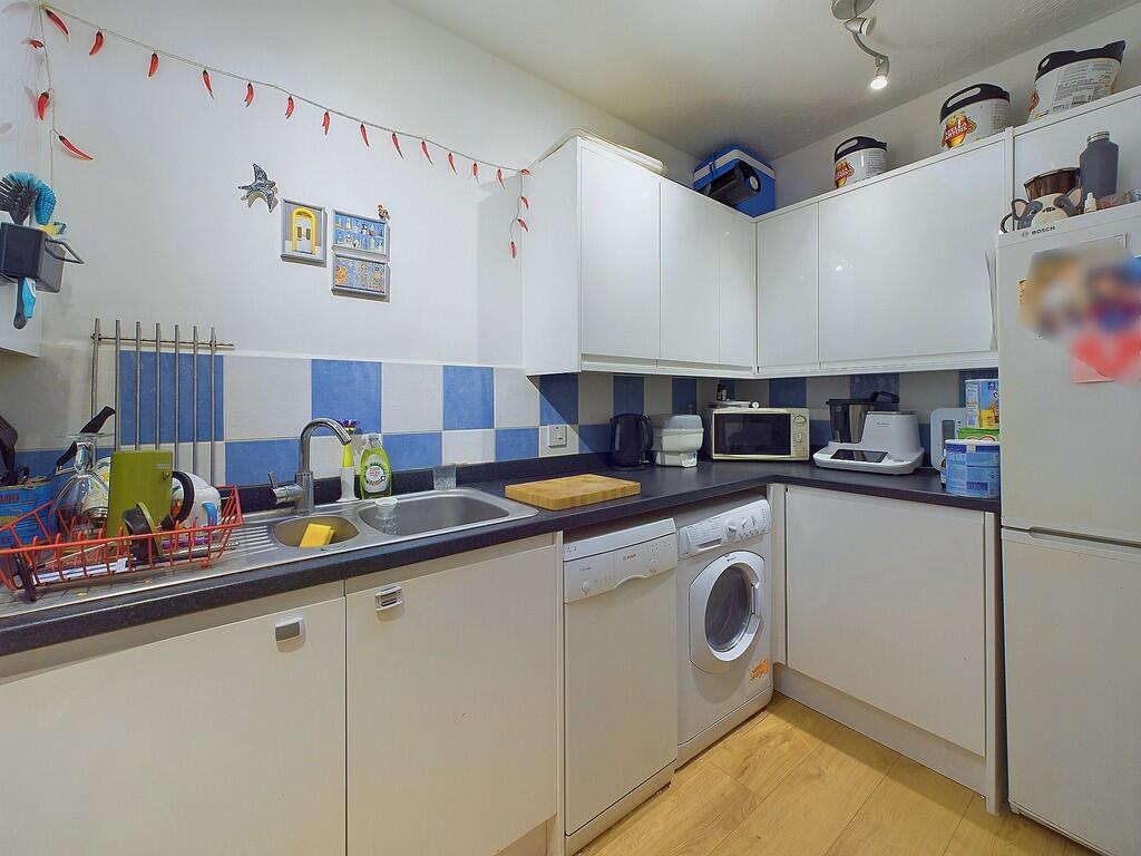 Additional property image - East Point, Emerald Quay, Shoreham-By-Sea, BN43 5JN