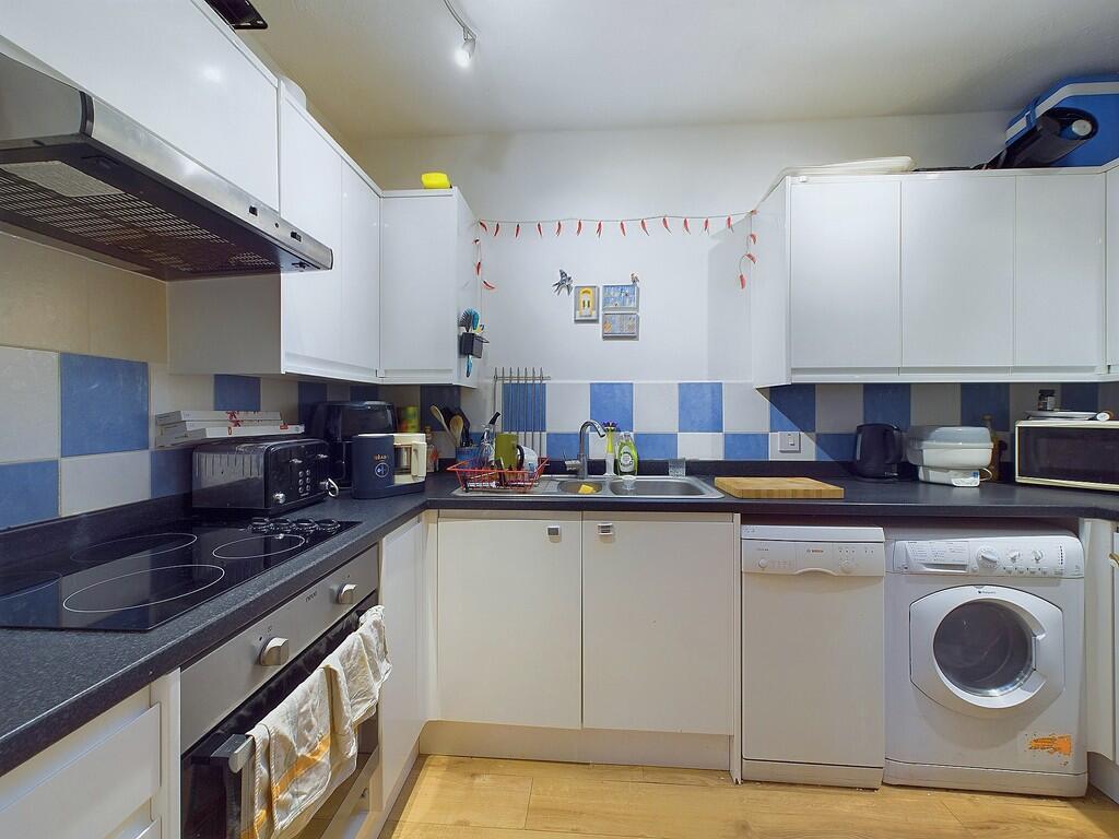 Additional property image - East Point, Emerald Quay, Shoreham-By-Sea, BN43 5JN