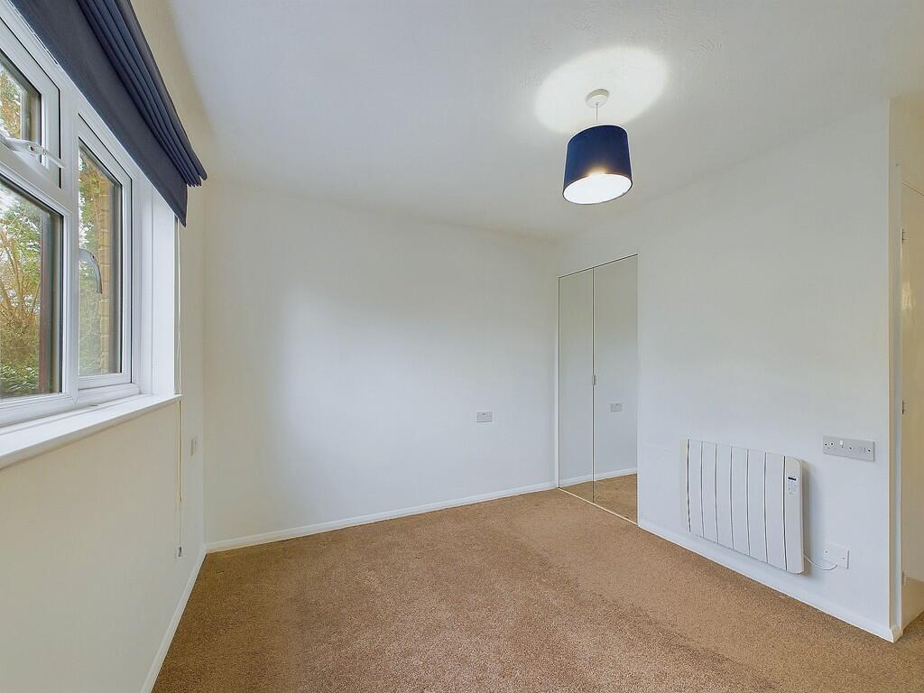 Additional property image - Carisbrooke Drive, Worthing, BN13 3QT