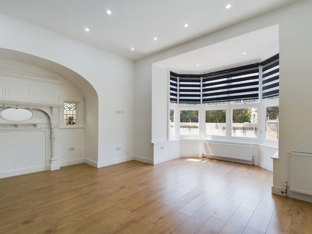 Main image of property: Heene Road, Worthing, BN11 4PJ