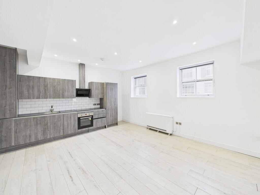 Main image of property: Western Road, Brighton, BN1 2HA