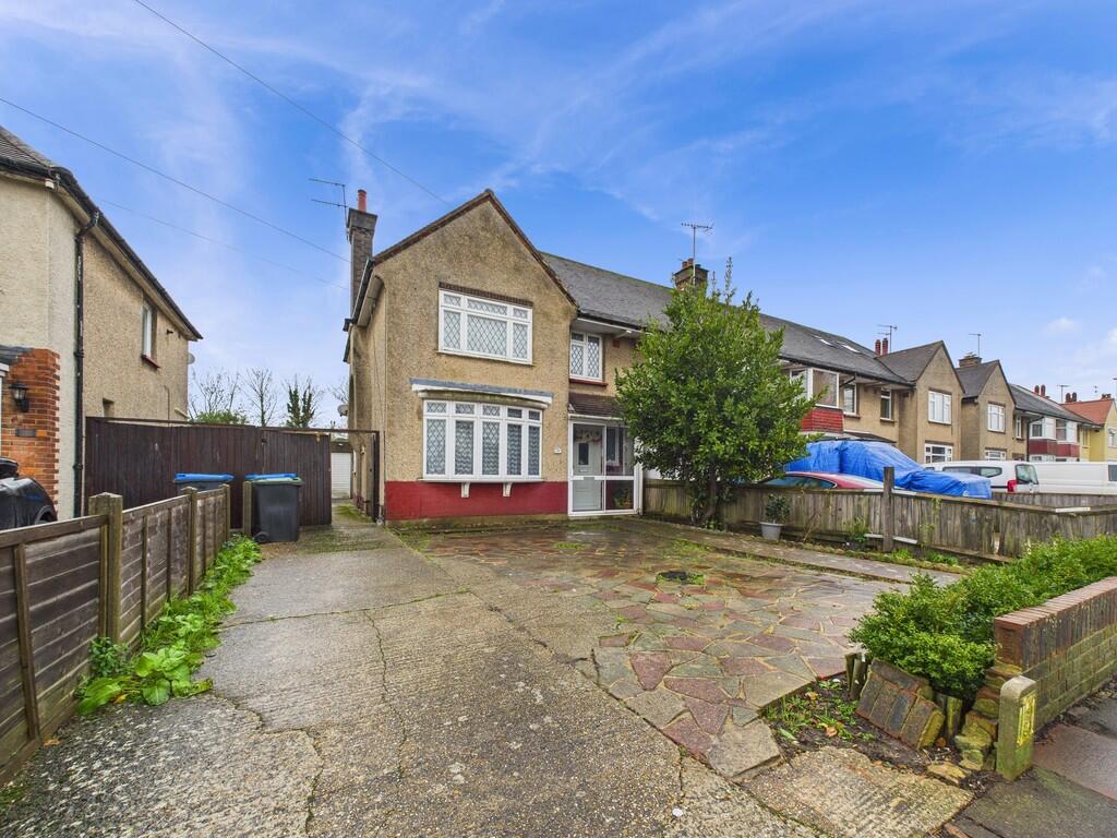 Main image of property: King Edward Avenue, Worthing, BN14 8DN