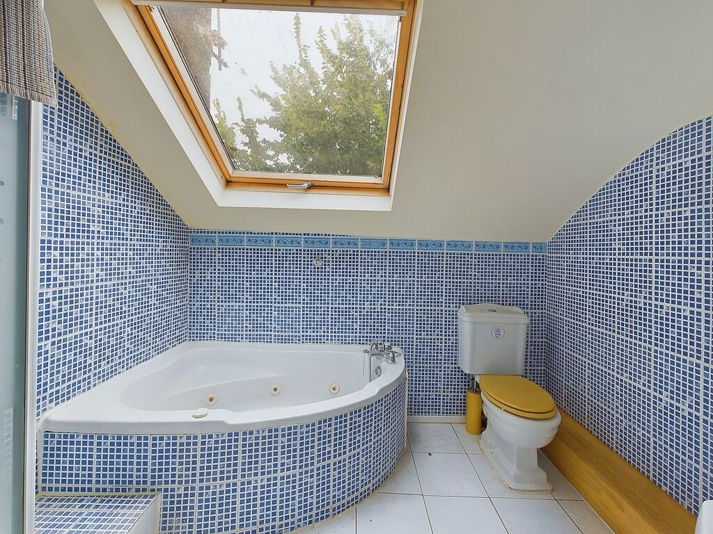 Additional property image - Buckingham Place, Brighton, BN1 3PQ