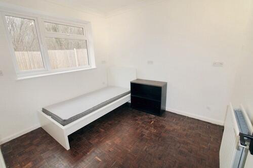Additional property image - Walton Gardens, Hutton, CM13