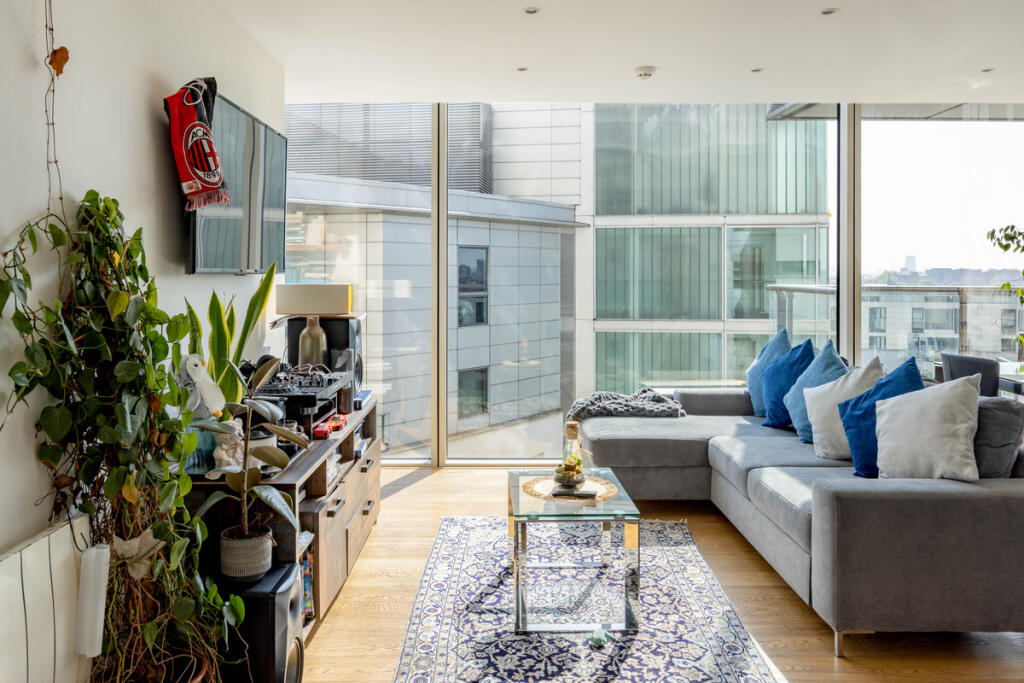 Main image of property: Empire Square, London, SE1