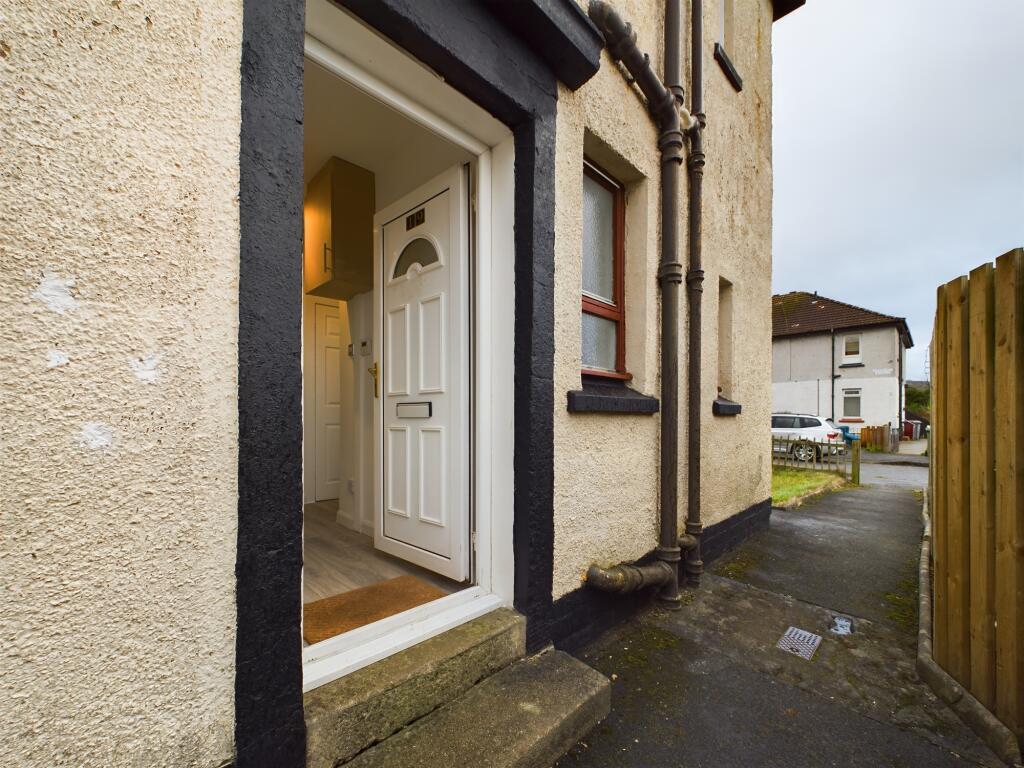 Flat to rent on 19 Gateside Avenue, Cambuslang