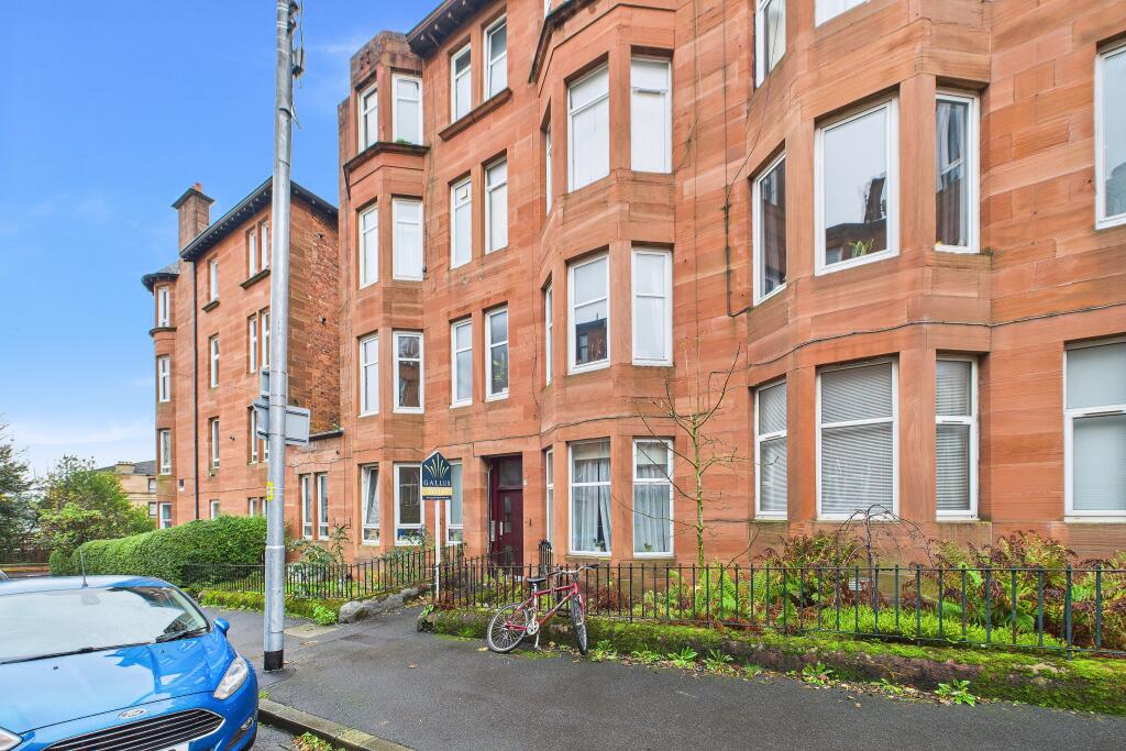 Main image of property: 1/2, 11 Nairn Street