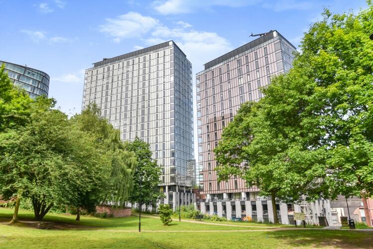 2 bedroom apartment for sale in The Gate, Meadowside, Aspin Lane Manchester M4
