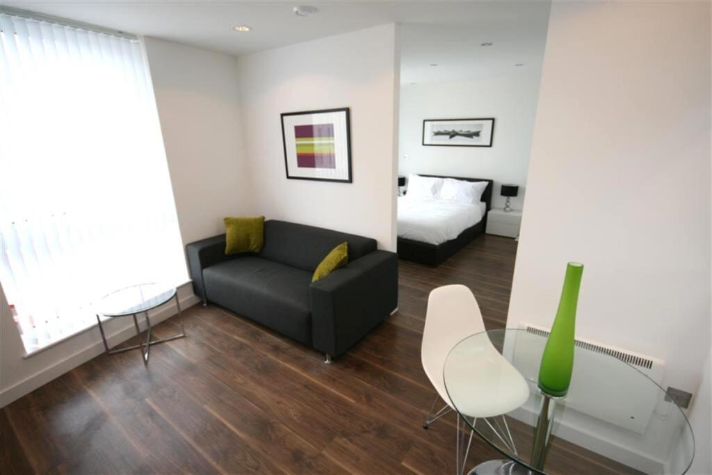 Main image of property: The Heart, Blue Media City Uk M50